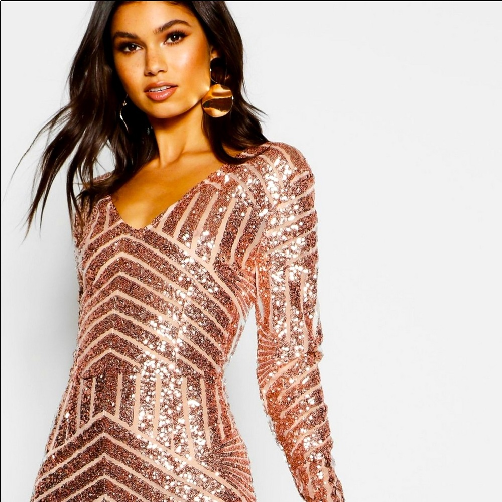 Beautiful dress I buy it for my daughter but she never wear